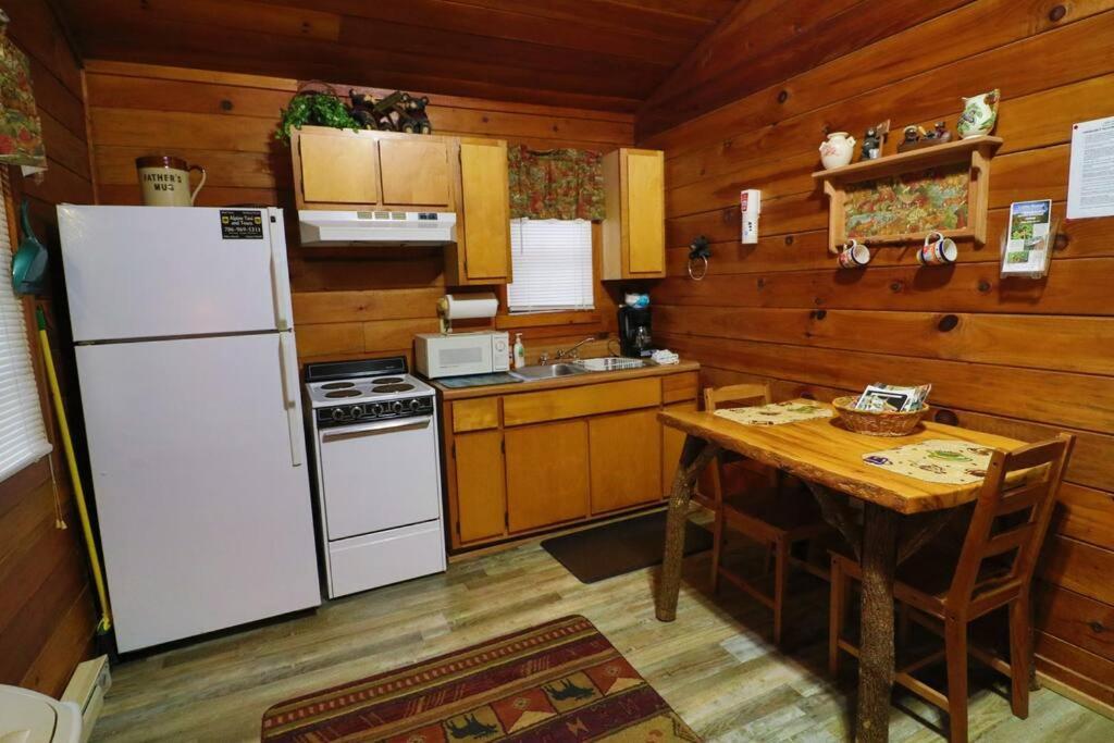 Alpine Mountain Sweetheart Cabin Jacuzzi #6 Helen Exterior foto
